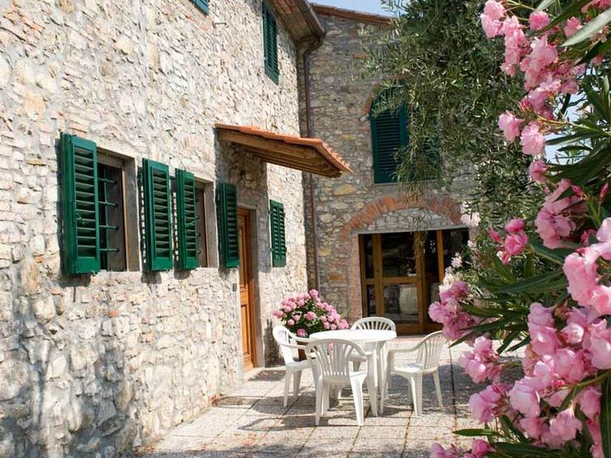 Belvilla By Oyo La Casa Dei Cinque Olivi Quarrata Εξωτερικό φωτογραφία